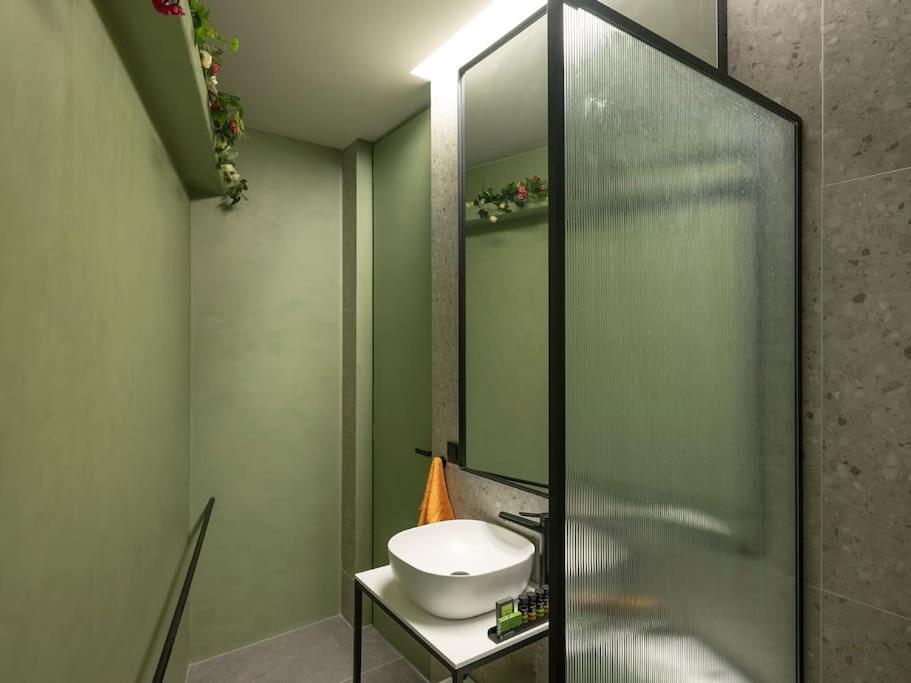 Hoppersgr- Amazing Apt In The Heart Of Athens - 3 Екстериор снимка